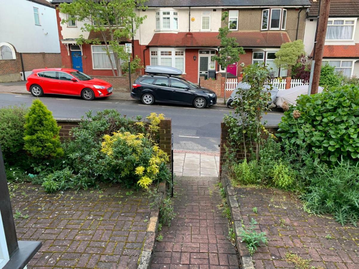 Marble Apartments Tooting House Лондон Екстер'єр фото