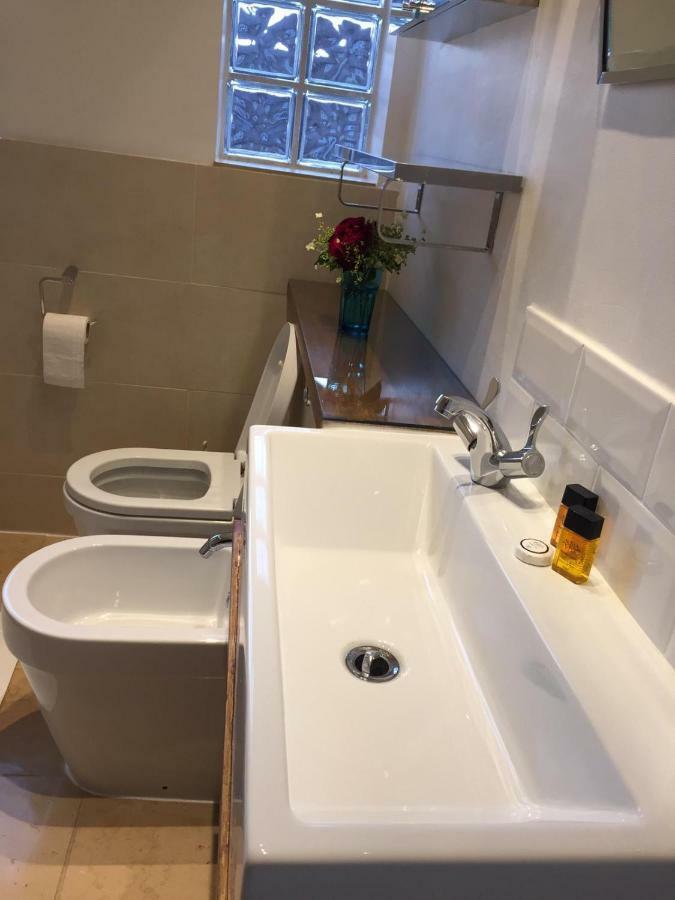 Marble Apartments Tooting House Лондон Екстер'єр фото